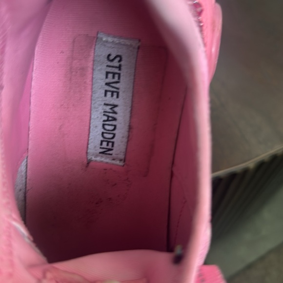 Steve Madden Pink SM NY 90 active fun fab embellished with bling!! - Picture 13 of 13